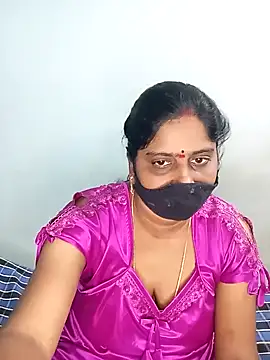 Snapshot of lakshmi-28 chatting on January 23, 9:18 pm lakshmi-28 online show from January 23, 9:18 pm