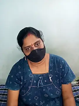 Snapshot of lakshmi-28 chatting on January 24, 5:42 pm lakshmi-28 online show from January 24, 5:42 pm