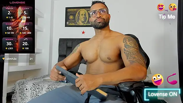 MattRodriguez9 online show from February 11, 8:36 pm