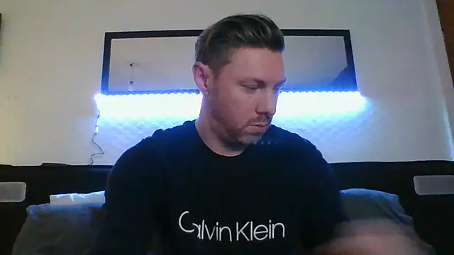 Snapshot of Fit4fun24 chatting on February 1, 11:03 pm Fit4fun24 online show from February 1, 11:03 pm