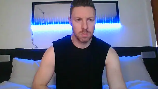 Snapshot of Fit4fun24 chatting on May 7, 6:35 pm Fit4fun24 online show from May 7, 6:35 pm