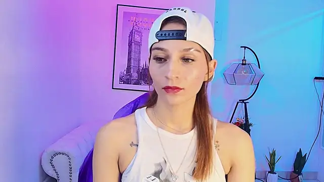 Snapshot of Tamara_slimx chatting on January 8, 4:02 am Tamara slimx online show from January 8, 4:02 am