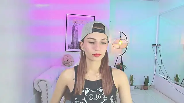 Snapshot of Tamara_slimx chatting on January 24, 3:54 am Tamara slimx online show from January 24, 3:54 am