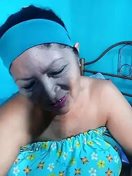 naysi online show from December 21, 4:47 pm