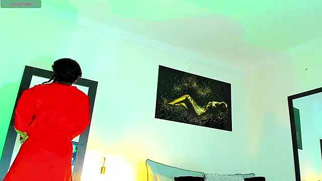 KimberlyBanks2 online show from April 15, 10:11 am