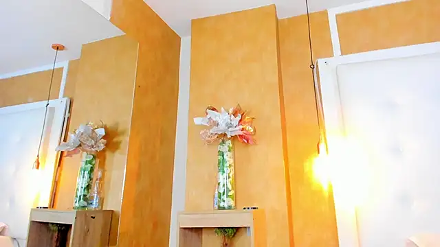 emilyadams0 online show from December 1, 9:09 pm