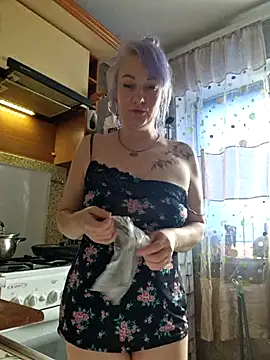 Tina Alev online show from May 21, 6:53 am
