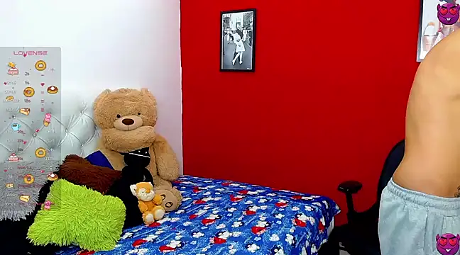 Snapshot of _snopyy_ chatting on January 2, 9:18 pm  snopyy  online show from January 2, 9:18 pm
