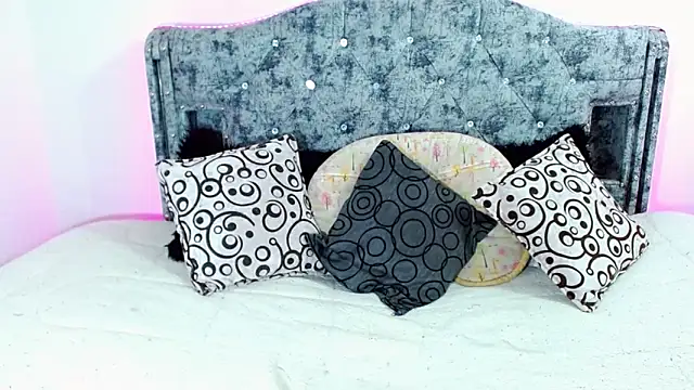 Snapshot of _snopyy_ chatting on September 27, 1:38 pm  snopyy  online show from September 27, 1:38 pm