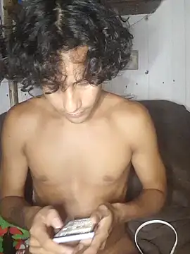 Snapshot of pedrodavid_ chatting on February 5, 3:55 am pedrodavid online show from February 5, 3:55 am