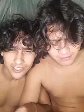 Snapshot of pedrodavid_ chatting on February 12, 12:16 am pedrodavid online show from February 12, 12:16 am