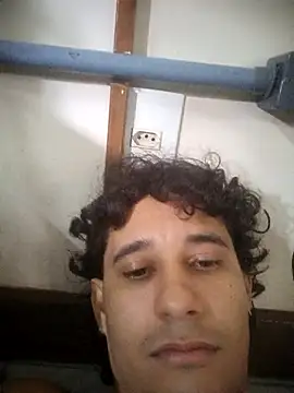 pedrodavid  online show from March 31, 7:25 pm