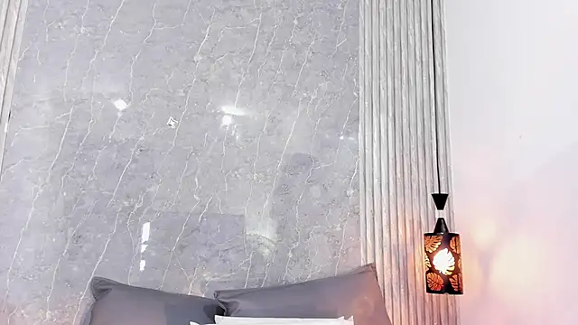 Snapshot of Sophiee_Velvet chatting on March 3, 12:27 pm Sophiee Velvet online show from March 3, 12:27 pm