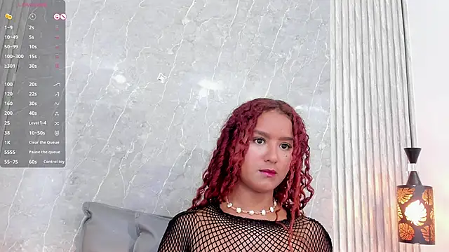 Snapshot of Sophiee_Velvet chatting on March 7, 2:34 pm Sophiee Velvet online show from March 7, 2:34 pm