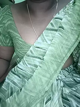 Snapshot of tamil_subha69 chatting on December 3, 9:00 am tamil subha69 online show from December 3, 9:00 am