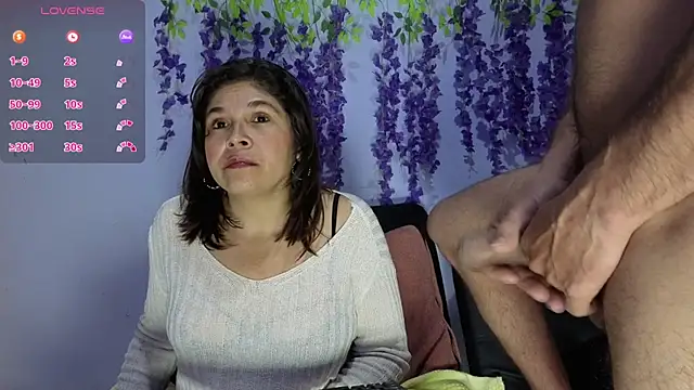 Snapshot of yazfore2 chatting on February 17, 12:18 am yazfore2 online show from February 17, 12:18 am