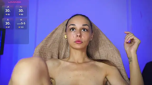 Snapshot of Miss__Bia chatting on June 24, 9:58 pm Miss Bia online show from June 24, 9:58 pm