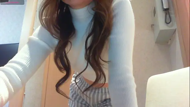 Snapshot of khu_yam chatting on February 1, 9:35 pm khu yam online show from February 1, 9:35 pm