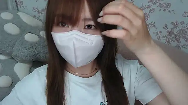 Snapshot of mei_hosina chatting on May 24, 3:39 pm mei hosina online show from May 24, 3:39 pm