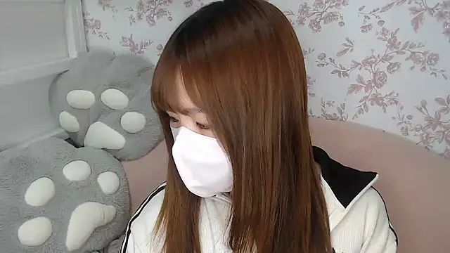Snapshot of mei_hosina chatting on May 30, 6:10 am mei hosina online show from May 30, 6:10 am