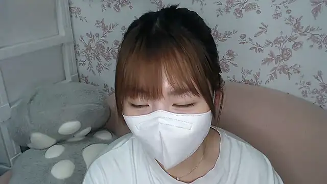 Snapshot of mei_hosina chatting on June 16, 4:42 pm mei hosina online show from June 16, 4:42 pm