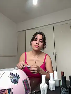 Snapshot of SaraLatinayPrimiciax chatting on March 2, 7:34 pm SaraLatinayPrimiciax online show from March 2, 7:34 pm
