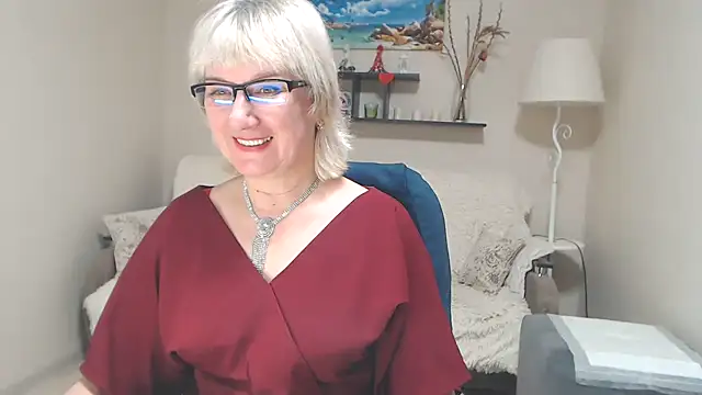 FleurMays online show from February 17, 1:53 pm