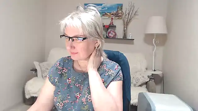 FleurMays online show from March 10, 5:34 am