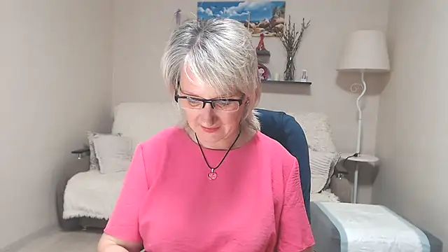 Snapshot of FleurMays chatting on July 12, 4:31 pm FleurMays online show from July 12, 4:31 pm