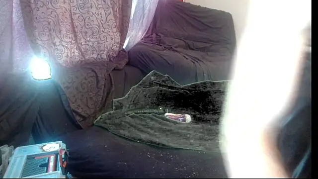 Snapshot of Gigadickman chatting on March 2, 11:18 am Gigadickman online show from March 2, 11:18 am