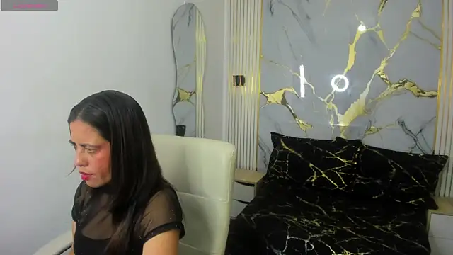 kathina giraldo online show from May 22, 12:55 pm