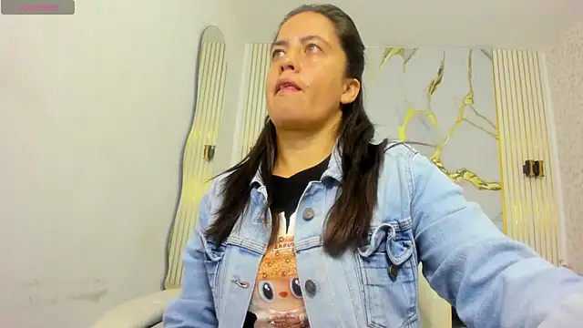 kathina giraldo online show from May 27, 12:46 pm