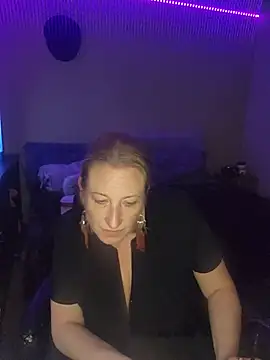 Snapshot of lilyhornyhousewife chatting on July 28, 4:50 pm lilyhornyhousewife online show from July 28, 4:50 pm