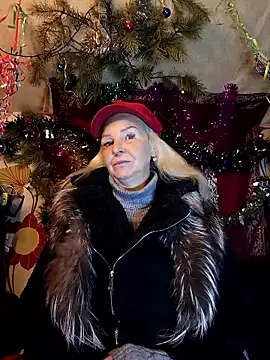 Snapshot of CassandraSandra44 chatting on January 18, 5:55 am CassandraSandra44 online show from January 18, 5:55 am