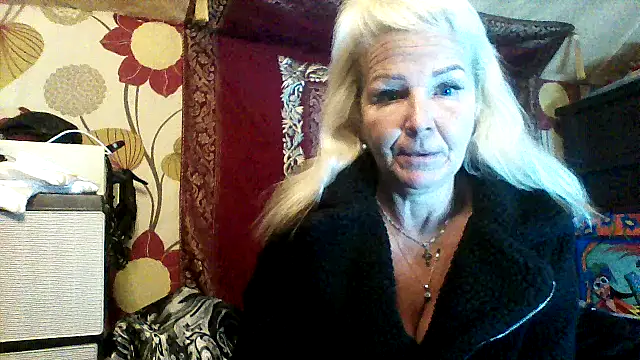 Snapshot of CassandraSandra44 chatting on February 2, 2:54 am CassandraSandra44 online show from February 2, 2:54 am