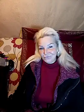 CassandraSandra44 online show from February 7, 6:39 am