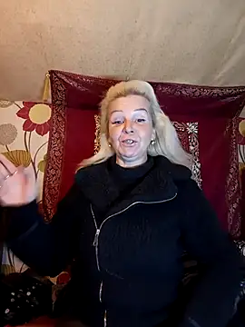 Snapshot of CassandraSandra44 chatting on February 13, 7:48 am CassandraSandra44 online show from February 13, 7:48 am