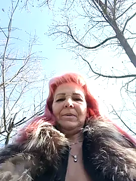 CassandraSandra44 online show from March 29, 6:24 am