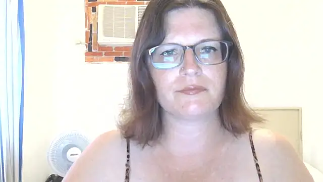 CrimsonMistress online show from April 17, 10:46 pm