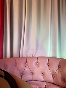 Snapshot of MaverickGray chatting on May 7, 1:27 pm MaverickGray online show from May 7, 1:27 pm