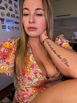 Cute Hot Alice online show from January 17, 8:12 pm