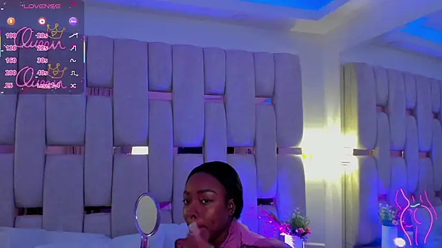 mia schwarz online show from February 6, 12:08 pm