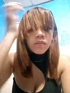 Snapshot of 1CANDYLOVE chatting on June 11, 2:33 am 1CANDYLOVE online show from June 11, 2:33 am