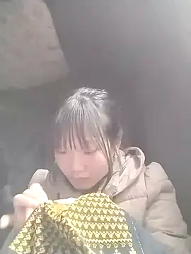 Snapshot of lytamye chatting on February 12, 2:56 am lytamye online show from February 12, 2:56 am