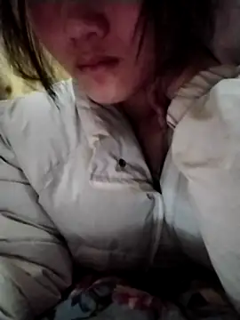 Snapshot of lytamye chatting on February 24, 11:43 am lytamye online show from February 24, 11:43 am