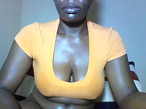 Snapshot of Sweet-piie chatting on February 26, 6:15 am Sweet-piie online show from February 26, 6:15 am