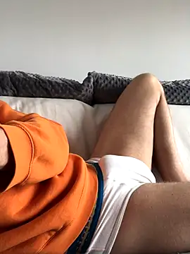 Snapshot of WAW_PL chatting on October 17, 11:35 am WAW PL online show from October 17, 11:35 am