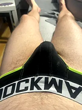 Snapshot of WAW_PL chatting on November 18, 2:32 pm WAW PL online show from November 18, 2:32 pm