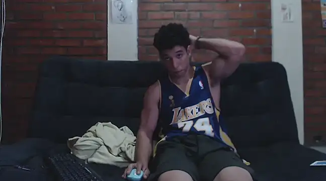 ethan noir online show from December 6, 1:40 am