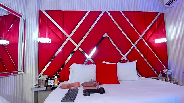 SusanCouper online show from March 12, 10:38 pm